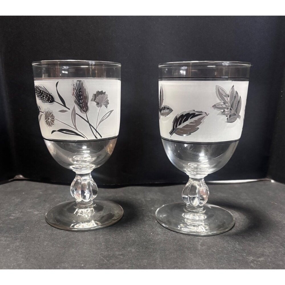 Libbey Silver Frosted Leaf Wheat Stemmed Design Goblet Vintage 1960s Set of 2